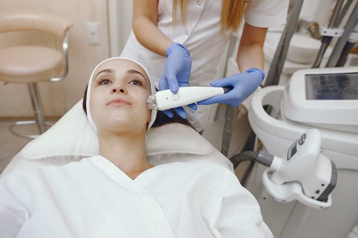 HIFU Skin Tightening